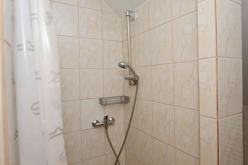 Apartment House Koprivnik Zrece Exterior photo